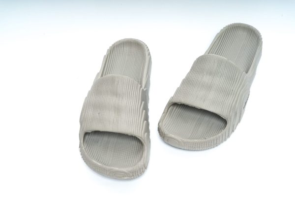 4269-FLIP-FLOPS