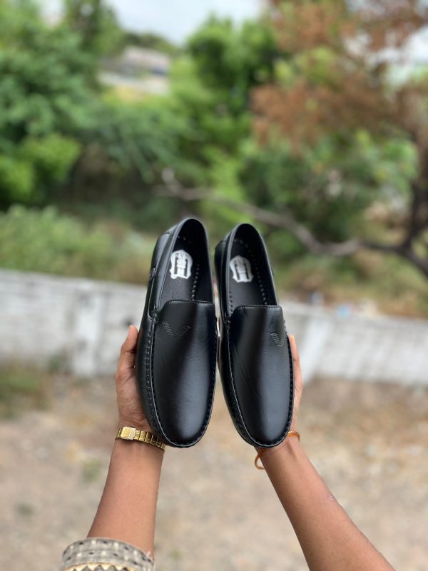 1002-SHOE