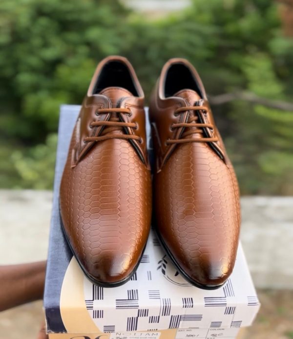 M087-TAN